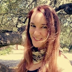 Meet your Posher, Joelle